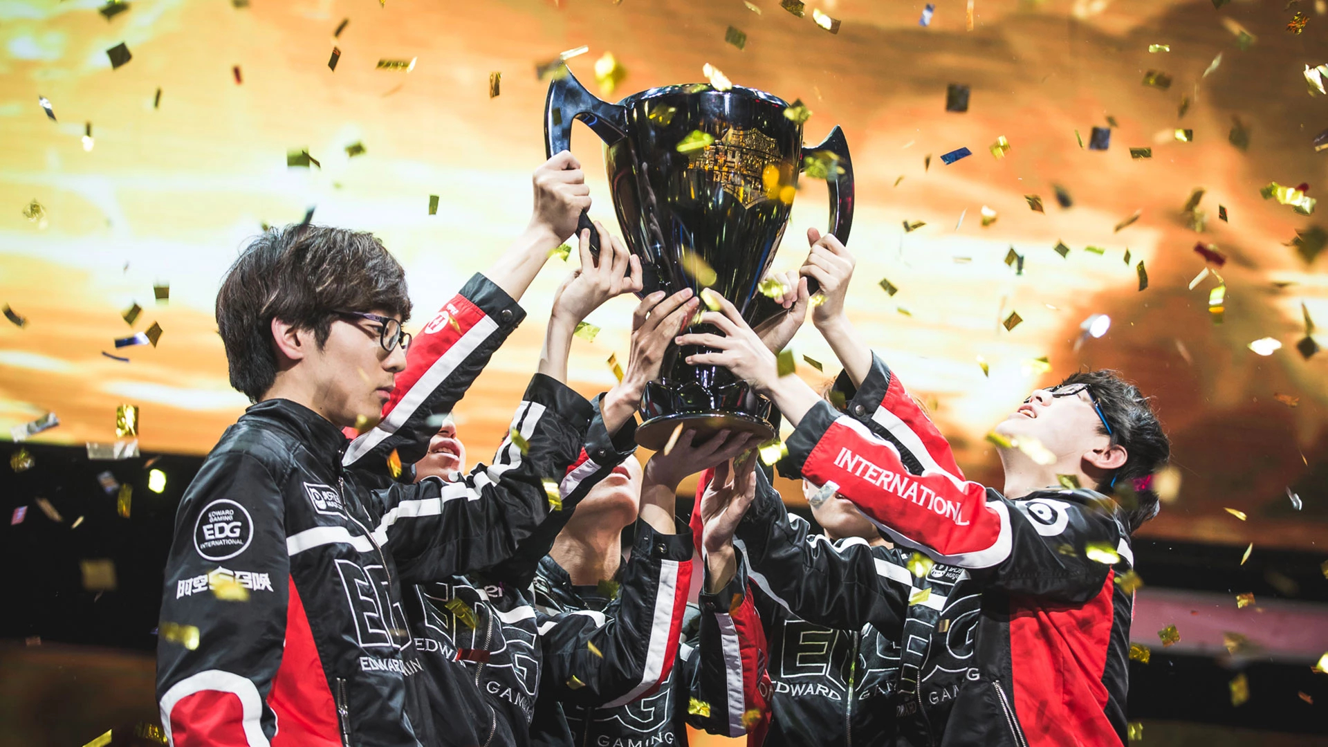 S15主题曲歌词解析：T1战队王朝轮回，Faker传奇永不落幕-电竞牛官网