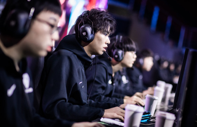 Doinb赛前预测：AL战队力克CFO，TES零封KT锁定八强